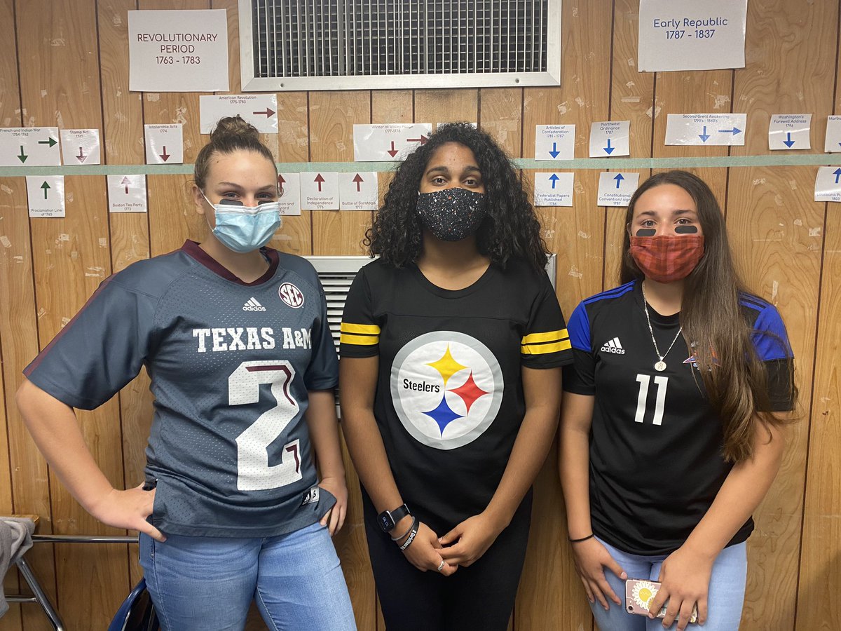 Mathlete v. Athlete! Be smart...don’t choose alcohol or drugs! #BeHappyBeBraveBeDrugFree <a href="/CCBMS_Braves/">Brandenburg MS</a>