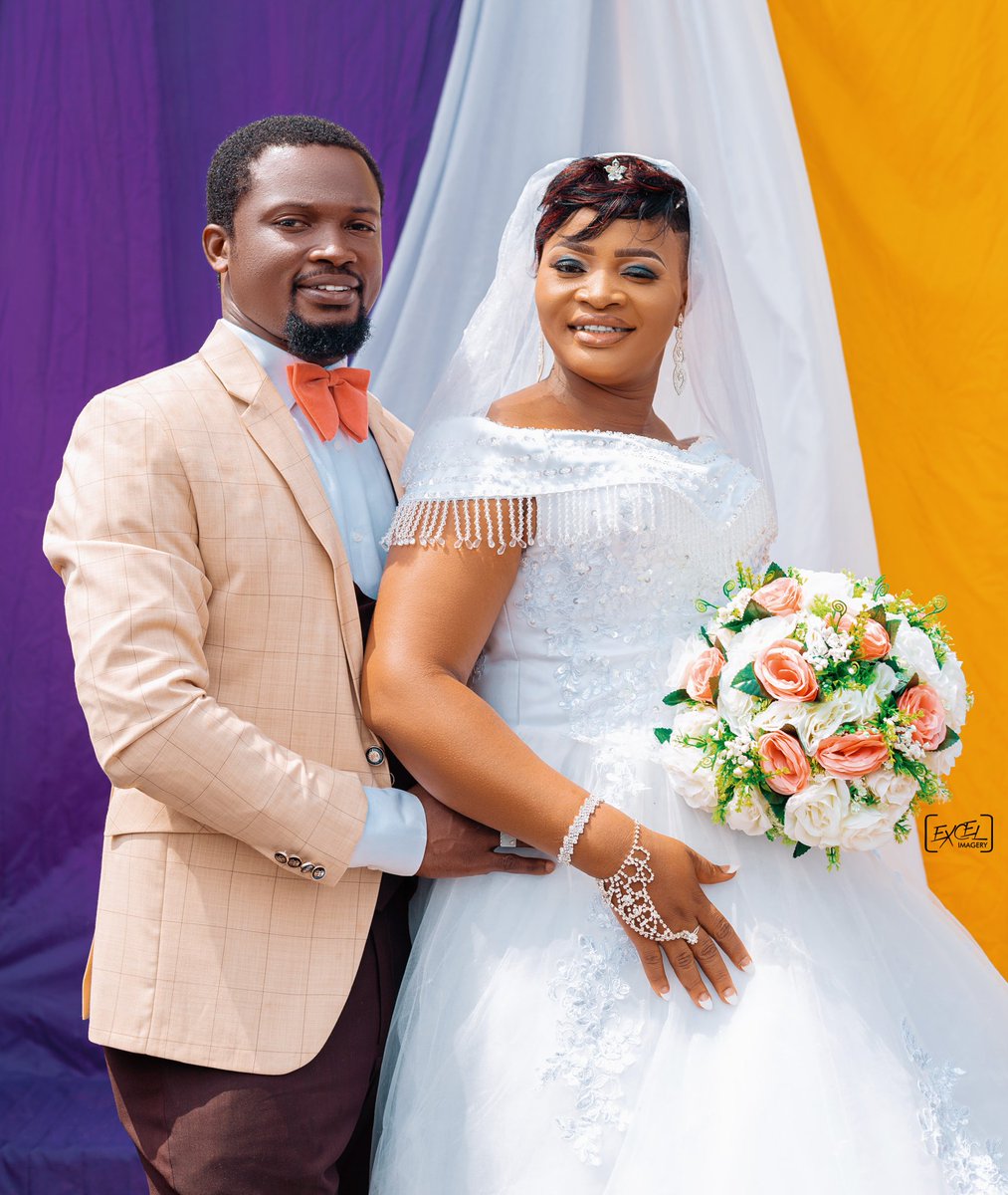UdoakpanAmadie's tweet photo. Thank u all for d love & support during our marriage,Sat Oct 24,2020 will remain green in our memories.
π·: Excel Imagery
π:Uydear Makeover
π:De Shalom Bridal studios
π: Blessed Home Fashion
Colour Choice: Hubby
#AMITY2020
#IndependenceCouple
#GodsUnendingLove
@aity_neon https://t.co/rtTltzA4QN