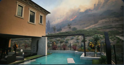 SaltNLightSista's tweet photo. Time to face facts!
The days of living in insane opulence & comfort while millions starve, struggle, and suffer are OVER!
The plagues ain't hitting the hood like this! Praise Yah for #Goshen!
#FirstShallBeLast #ByeByeBabylon #SilveradoFire #EastTroublesomeFire #Plagues2020 https://t.co/dcUKwwDAjT