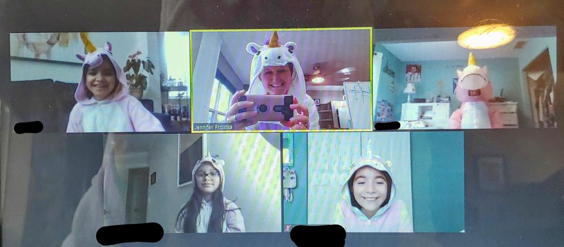 JenniferProstka's tweet photo. Unicorns are thing to be this year! @Bighollowelem #BHWarriorPride https://t.co/P5dfYGyOjl