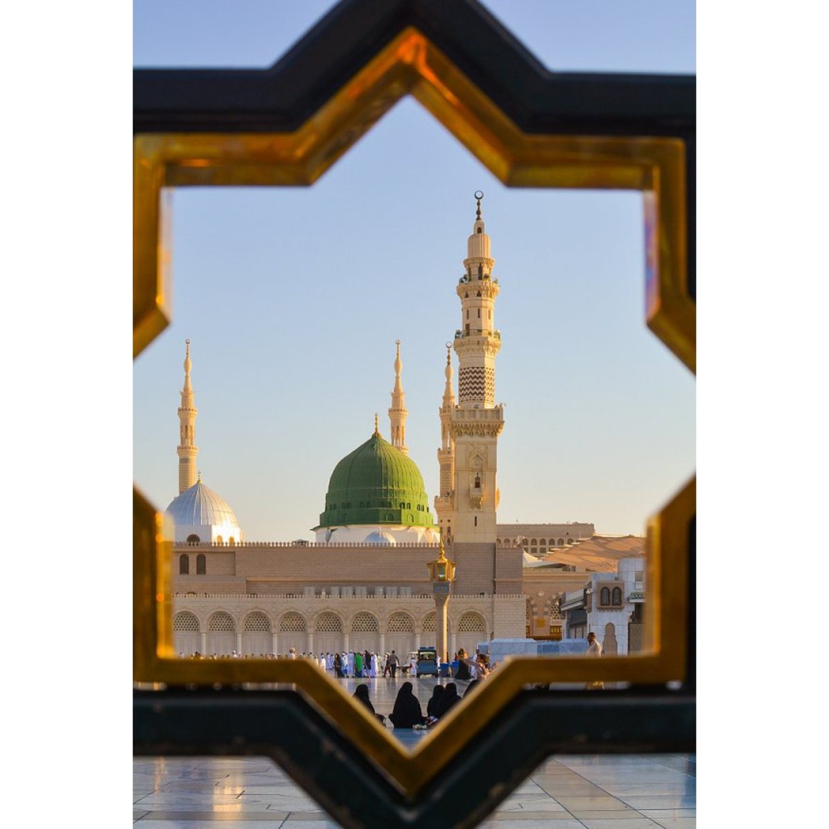 faiza_rafeeq's tweet photo. عید میلادالنبی صل اللہ علیہ والہ وسلم مبارک ہو. 
اس مبارک دن کے صدقے اللہ پاک ہم سب کی مشکلات دور فرمائے, ہم اور ہمارے اہل و عیال سے دنیا اور آخرت میں راضی ہو جائے. آمین
صل اللہ علیہ والہ وسلم ♥️
#EidMiladUnNabi2020
#EidMiladUnNabiﷺ ❣🕋 https://t.co/tHNvHRcCl2
