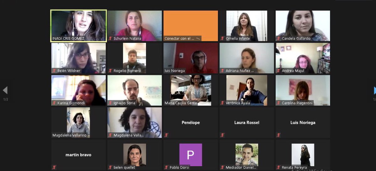 Hoy se desarrolló el primer encuentro virtual sobre discriminación del @inadi para nuestro voluntariado.
La apertura estuvo a cargo de nuestra directora de Gestión del Riesgo @maguivallarep y @OrnellaInfante, directora nacional de Políticas contra la Discriminación de @inadi.(+) https://t.co/3iH47j61BH