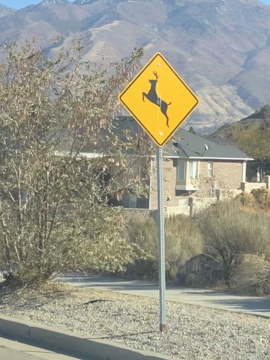 And lastly, while  @UtahDWR &  @UDOTTRAFFIC and other partners are working to install wildlife crossings around the state to reduce wildlife/vehicle collisions, drivers also need to be alert and watch for deer on the road, especially when you see these signs