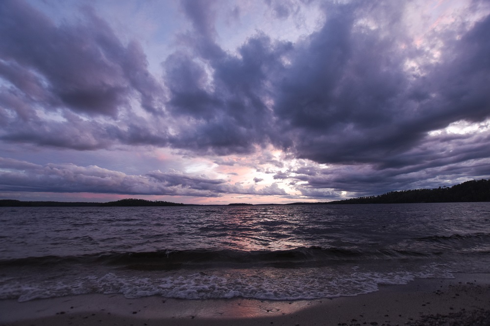OntarioParks's tweet photo. Stress is a lifestyle risk factor for stroke. 

There is a strong connection between time spent in nature and reduced stress. 

#HPHP #WorldStrokeDay https://t.co/1CTsyUgDPx