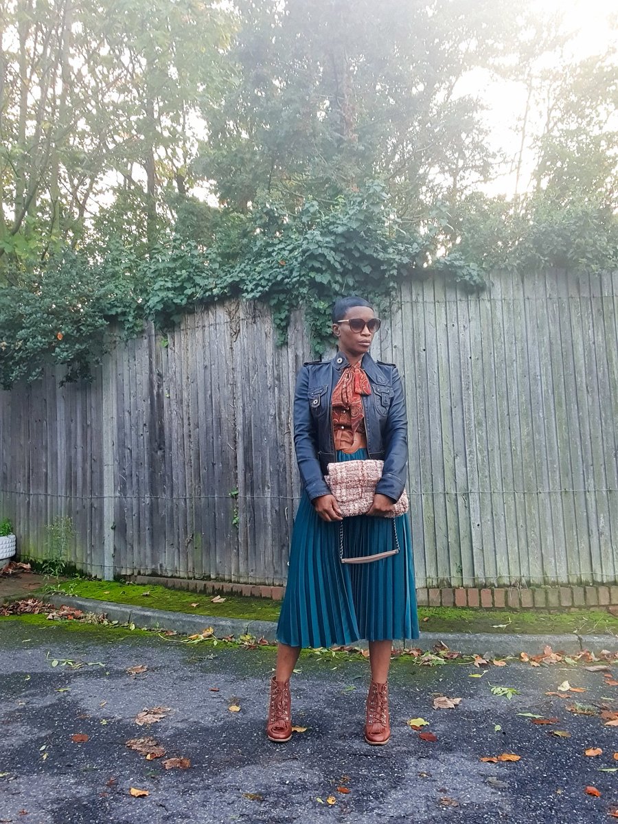 stylebysharonjp's tweet photo. Autumn Winter Fashion 2020 - Contact me for all Personal Styling Services. https://t.co/bTqnm4Lzln