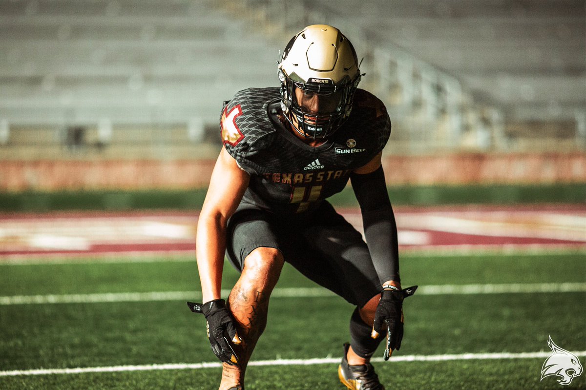 TXSTATEFOOTBALL's tweet photo. Back in Black 🌚

#TEAM  #EatEmUp https://t.co/Mk86yxFzV4