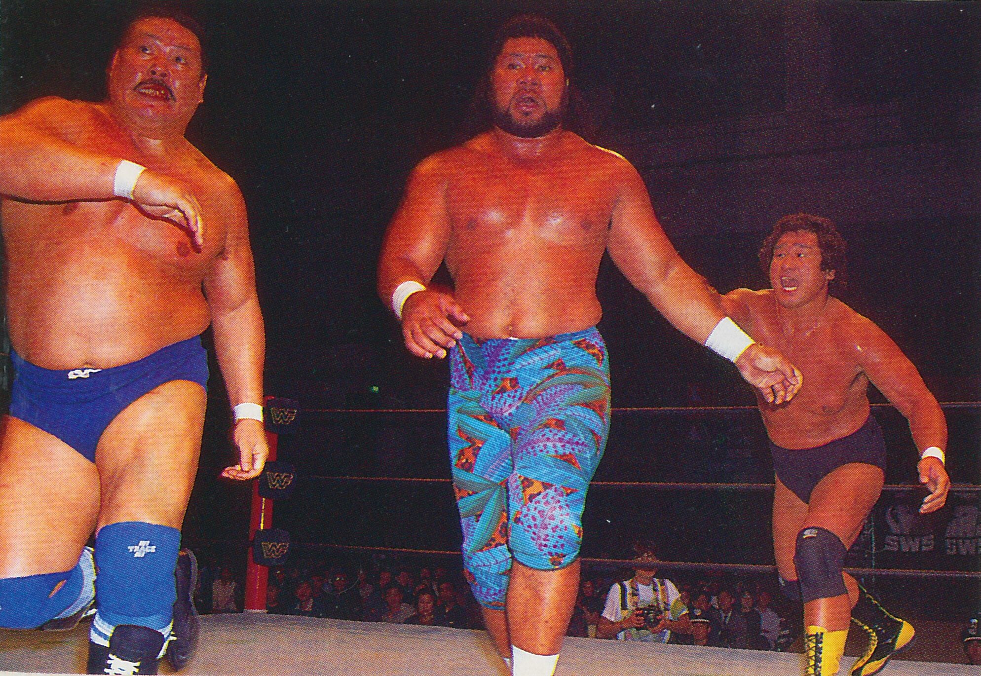 プロレスあお 1992年5月19日 Swsプロレス 富山大会を観戦 メインは 天龍源一郎 Amp 阿修羅 原 Vs キング ハク Vs バーザーカ 裏では谷津派 Amp 高野派のクーデターが勃発し 天龍にいつもの勢いが無い中 バーザーカのニードロップからハクが天龍