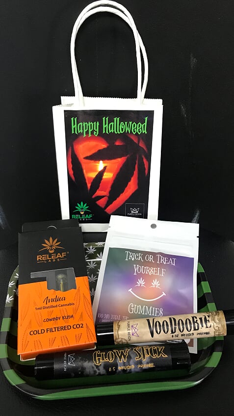 GCMuskogee's tweet image. Just a quick reminder: Our Halloweed Bag Giveaway is this Sunday, so get those tickets in so you can win! There will be 4 winners, Good Luck!🎉🎊