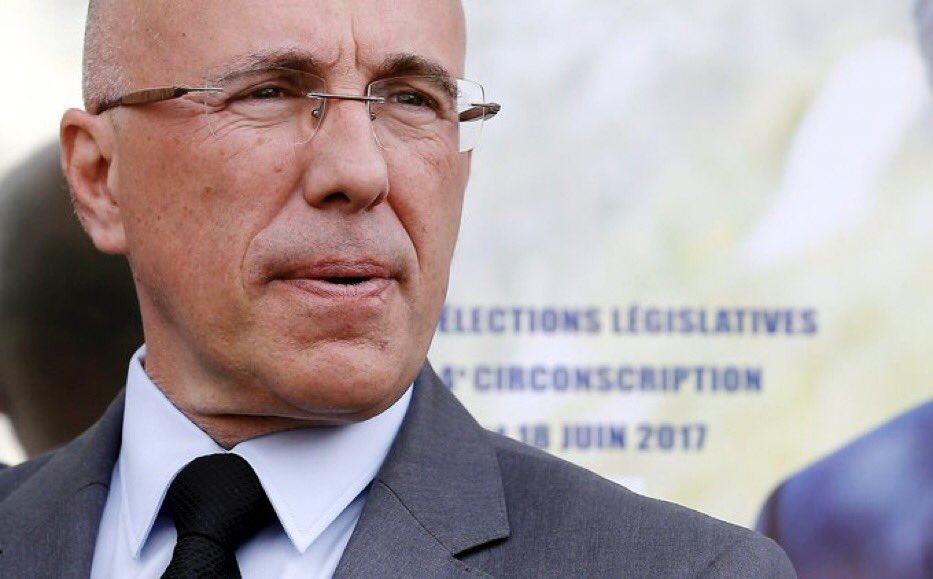 tunisian_rd's tweet photo. دعا النائب البرلماني الجمهوري إيريك سيوتي إلى تعليق منح تأشيرة الدخول إلى فرنسا ورفض طلبات اللجوء بالنسبة للتونسيين بعد الهجوم الذي شهدته كنيسة مدينة نيس، معتبرا تونس بلدا خطيرا، خصوصا في ظل الجائحة الصحية العالمية واستتباعاتها حسب قوله. https://t.co/9VsRGlzafO