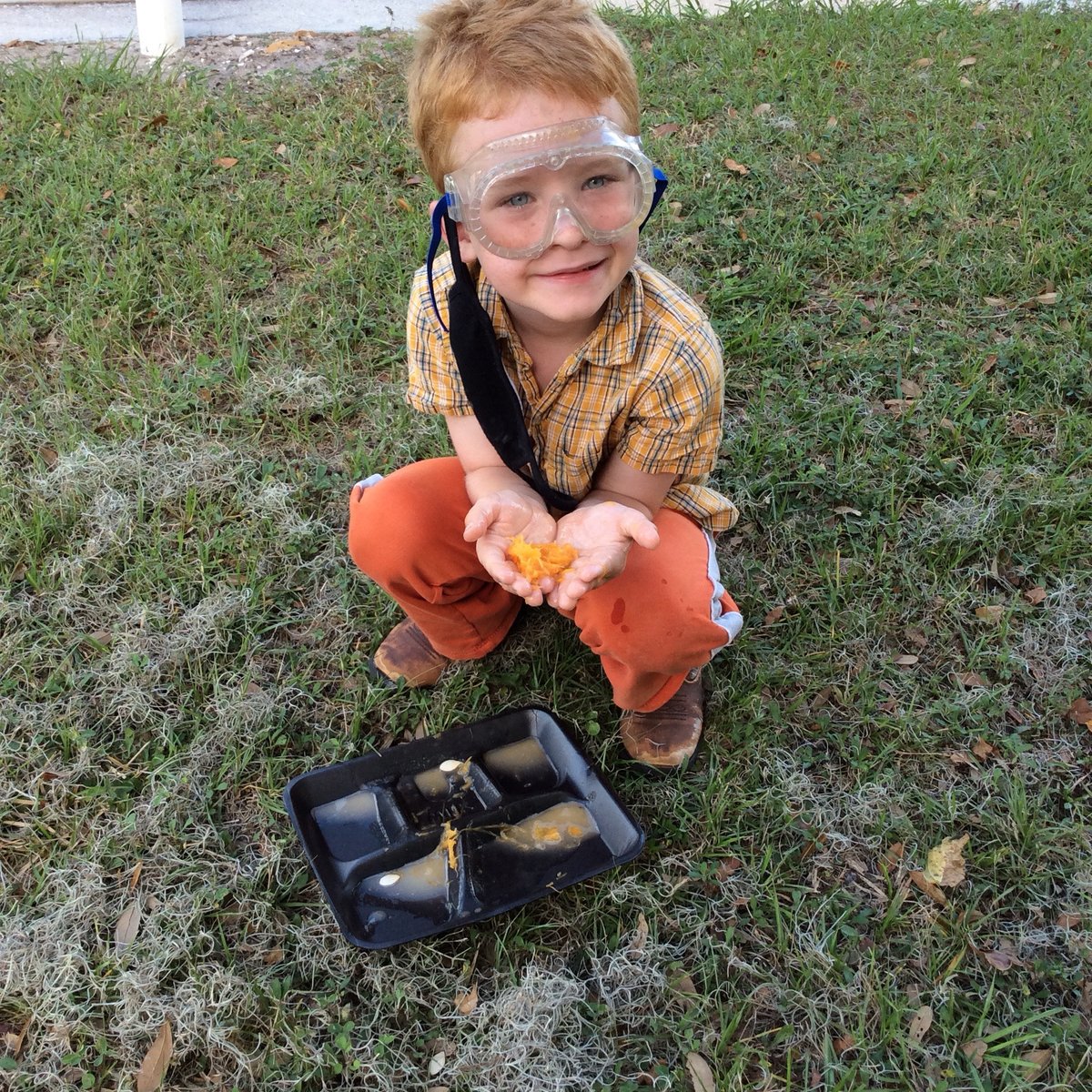 Pumpkin science experiment time! Mixing ingredients to make pumpkin slime for students, using sensory skills with investigation and exploration...with a safe 6 feet distance. "Safe to say," the students loved it! <a href="/OrmondBeachElem/">Ormond Beach Elem</a>. #vcsscience