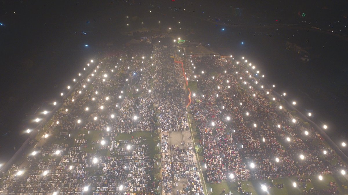 MinhajulQuran's tweet photo. شیخ الاسلام ڈاکٹر محمد طاہرالقادری عالمی میلاد کانفرنس سے خطاب کررہے ہیں۔

#InternationalMawlidConference https://t.co/BkN43RkM7Z