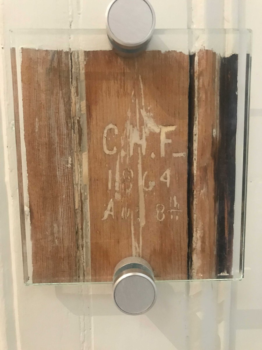 On the third floor of the museum, you can find “C.H.F-1864 Aug 8th" carved into the wall. The gallery  @americanart, is the only space where the original architecture is preserved. At the time the initials were carved, the room housed hundreds of patent models.  #MuseumScaries