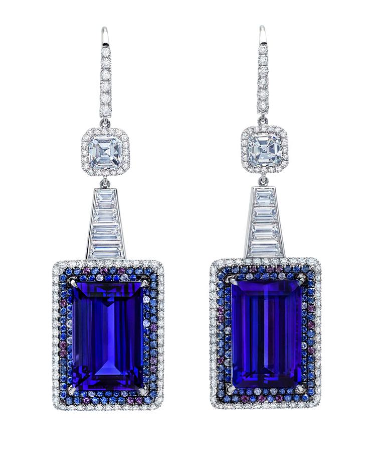 From Katz, the big stones are tanzanite, but I'm betting the surrounds are sapphires.