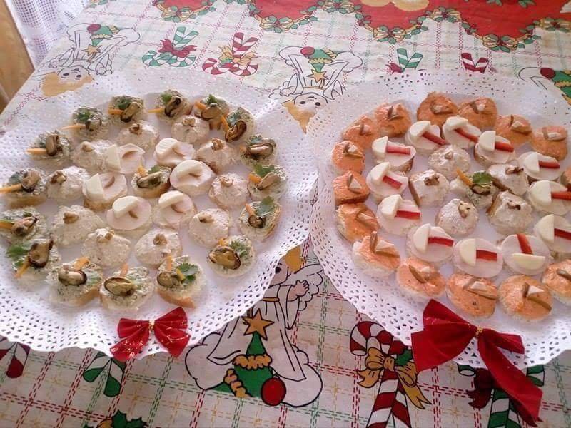 carito200481's tweet photo. A toda mi gente especial a la de quintero mi hija la virgen chica tendrá esta primo de noche de halloween para vender !
25 canapés surtidos 
Mas 20 empanadas de coctel napolitanas a solo 14 lucas apoyenla con un retuit gracias !!! https://t.co/Sx1DeedkgR