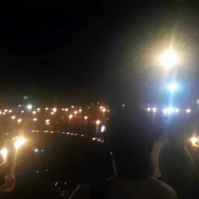 Yond3la's tweet photo. Shox ma Boi.. I know you saw this naah infact I KNOW YOU WAS THERE IN SPIRIT🙏🙌🙇. PEOPLE LOVED YOU BOI.. THEY STILL DO AND THEY WONT STOP.. REST IN POWER BOI.. DEATH NEVER WON BUT IT BROUGHT EVERYONE TOGETHER HOMIE. 
THIS IS MIND BLOWING YO.. IM IN TEARS 😓 https://t.co/0b56ihnyF1