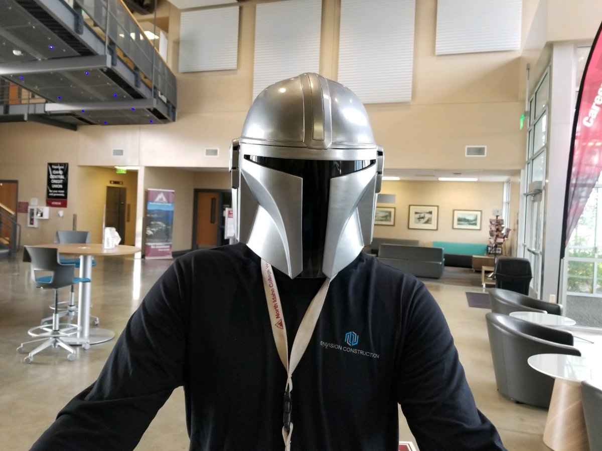 NICParkerTech's tweet photo. Amazing Mandalorian Helmet made by one of our very own students! #Mandalorian #NIC #Season2 #skills #StarWars #northidaho #selfmade #art https://t.co/CqPyZryuxU