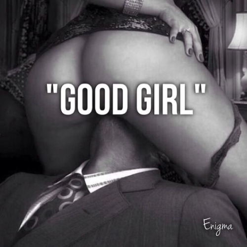 neversleeps29's tweet photo. Good Girl https://t.co/XiD7EXpDdi