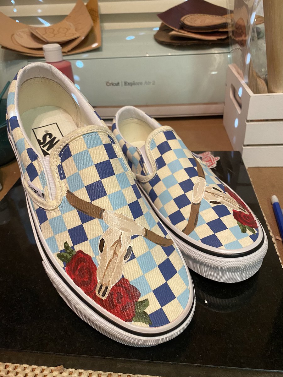 Women’s size 7 vans for sale or I’m keeping them for myself 😋 dm for info!