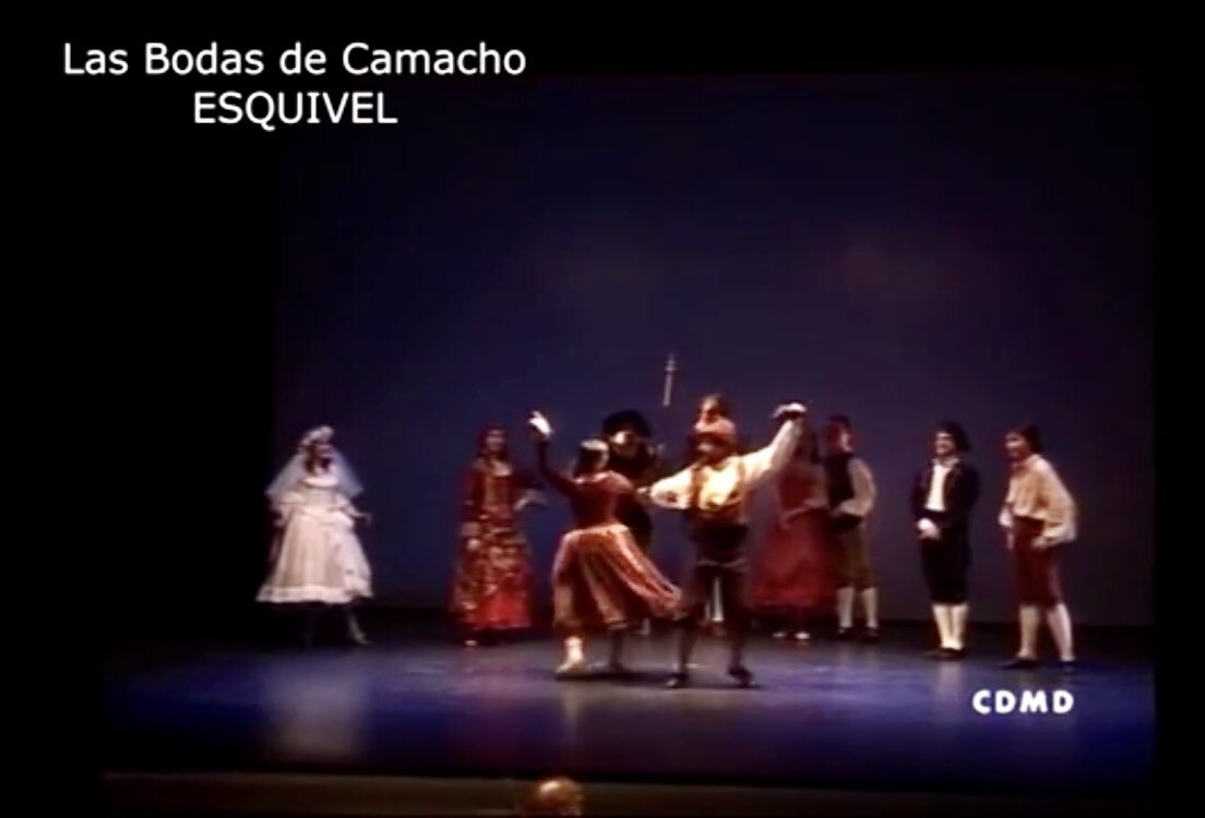 EsquivelDyM's tweet photo. Celebramos el #WorldBalletDay compartiendo con vosotros un extracto del primer y único ballet pantomima español del s. XVIII recuperado en su totalidad.
Dir. d escena #CarloBoso
Dir. artística y coreográfica @Mjoseruizm
Dir. musical #PabloGastaminza

https://t.co/jixv7hF6Ky https://t.co/nXADGEEatE