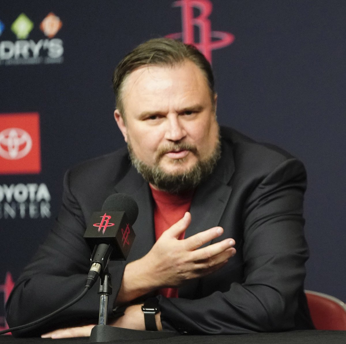Story on change coming to the #Sixers with Daryl Morey, plus columns on some #76ers free agent possibilities, needing a contributor from five picks in the #NBADraft, the realities of trading a bad contract and more: https://t.co/Mkh0120kfj #NBA https://t.co/JQTSEYpYJJ