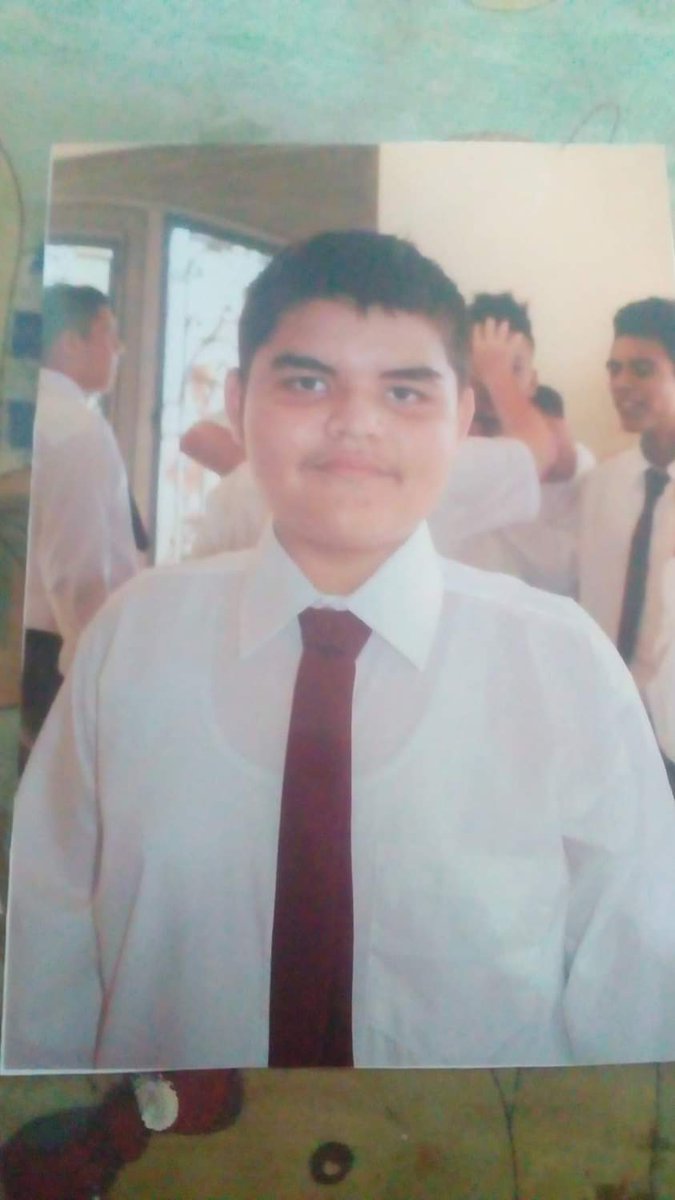 LuisAlanisHdz's tweet photo. Thats me 6 years ago https://t.co/mUpPlCs6oP