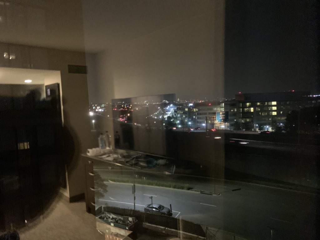 On wednesday I arrived in D.C. to cover this years election. Got this pretty good hotel in Arlington for one night. The description promised a room with a view. This is what I got.