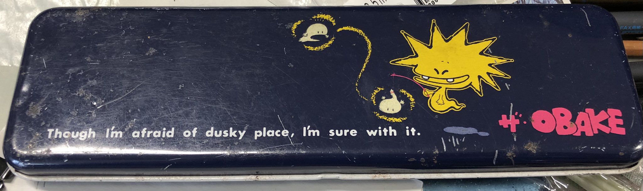 ジジ アド Buena Idea 思い出の缶ペンケース ひと玉は夜光塗料なので暗闇で浮き上がります 懐かしの文房具 缶 ペンケース Oabke はるちゃん 学生時代 夜光塗料 T Co Acheh1lfjr Twitter