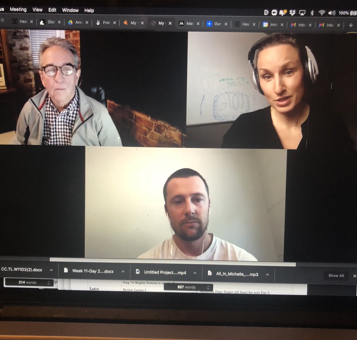 ClarifyingCryp1's tweet photo. I will neither confirm nor deny geeking out today during our #ClarifyingCrypto episode we recorded with @fold_app’s @willreeves. @GaryLeland and I are their biggest fans.
If you don’t have the Fold App you’re missing out on all kids of #bitcoin! https://t.co/seEXU3ErCL