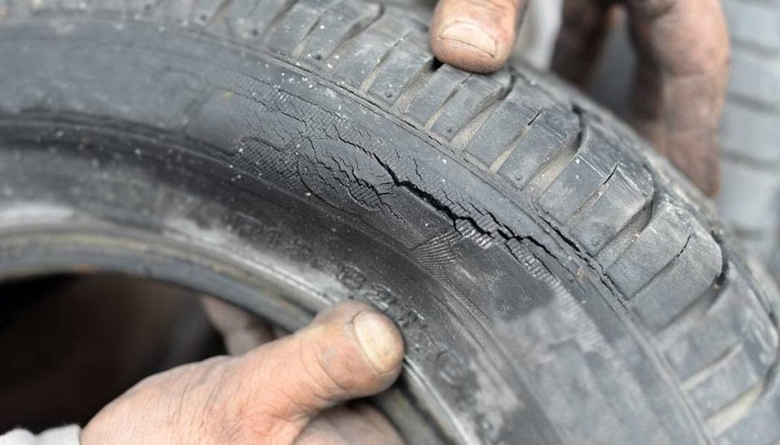 When to change1.Balding. Simply look for tread bars. These bars run perpendicular to the channels of a tire. Once the tire is even with these bars, they need replacing2. Age. Coz of UV, after ~ 7 yrs the tires integrity becomes Unreliable3.Damage/Dry rot (sidewall cracks)