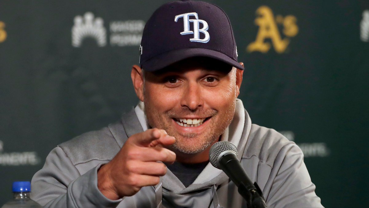 Jared_Carrabis's tweet image. Looking forward to the Valentine’s Day cards that say, “Did you just throw 73 pitches, because I’m trying to take you out.”