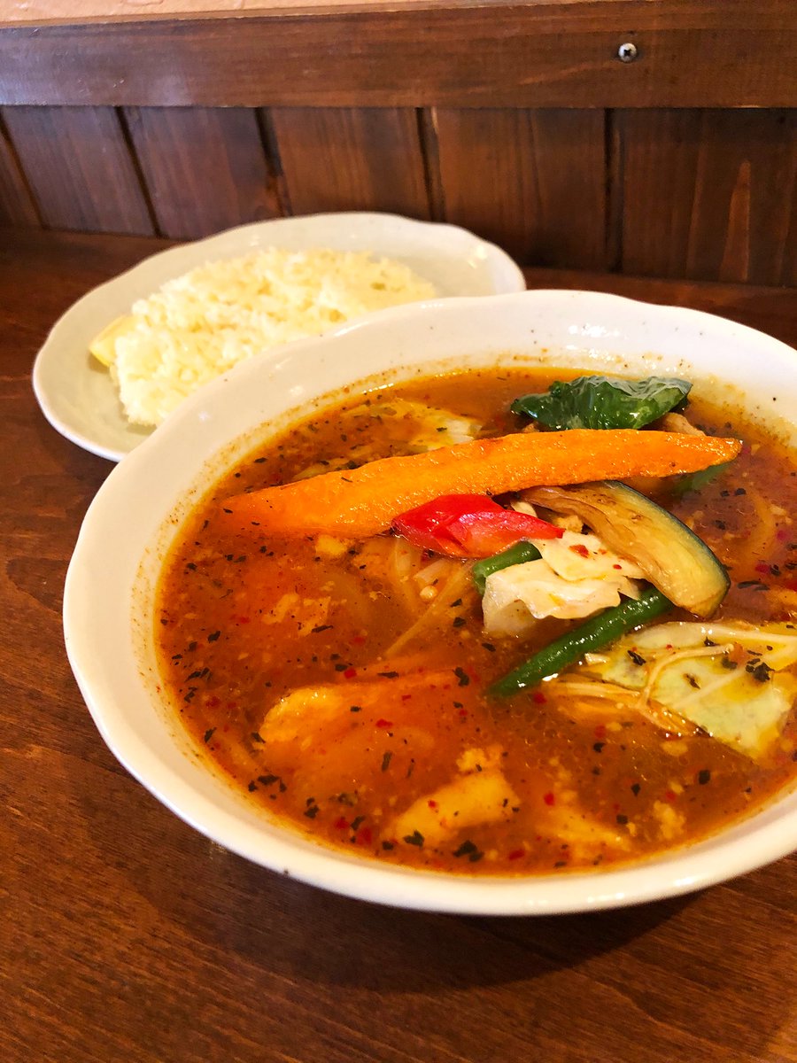 Hokkaido Bound 北海道バウンド メディスンマン 札幌市中央区南12条西10丁目1 18グットビル 1f 札幌スープカレー メディスンマン トマトベース 札幌カレー サラサラ系 オリジナルhotスパイス