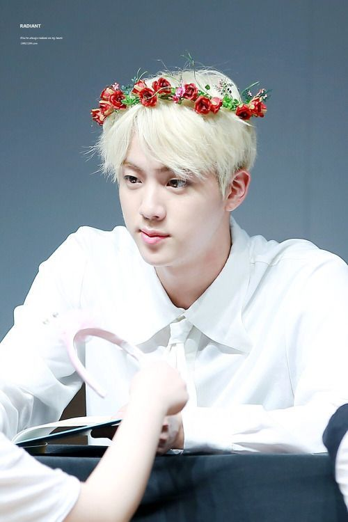 Brighten Your Timeline #JIN ( #SEOKJIN) EditionMembers with Blonde/Silver/Grey HairNote all Rights to the Pics belong to their Owners. I hope everyone enjoys this weeks posts. Love you All. 