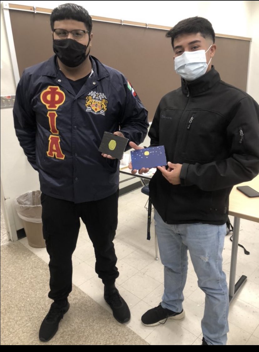 SOLTAMUC's tweet photo. Our spooky basket winners 🥳Thank you to everyone who came to our Halloween-Themed meeting 🎃 A big shoutout to S.O.L’s E-board for working hard to put this meeting together https://t.co/fdC4zzBzF8