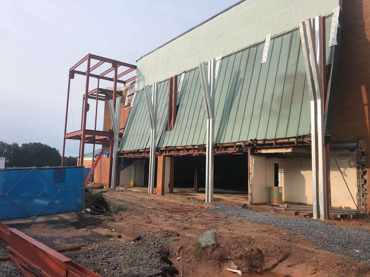 CDHPartners's tweet image. Imagine More + Improve. Adaptive reuse of buildings can be a sustainable alternative to new construction. Initially, the thought was to replace it, however ended up extensively modifying it to serve Dunwoody Baptist Church.
#faithdesign #atldesign #cdhpartners #sustainabledesign