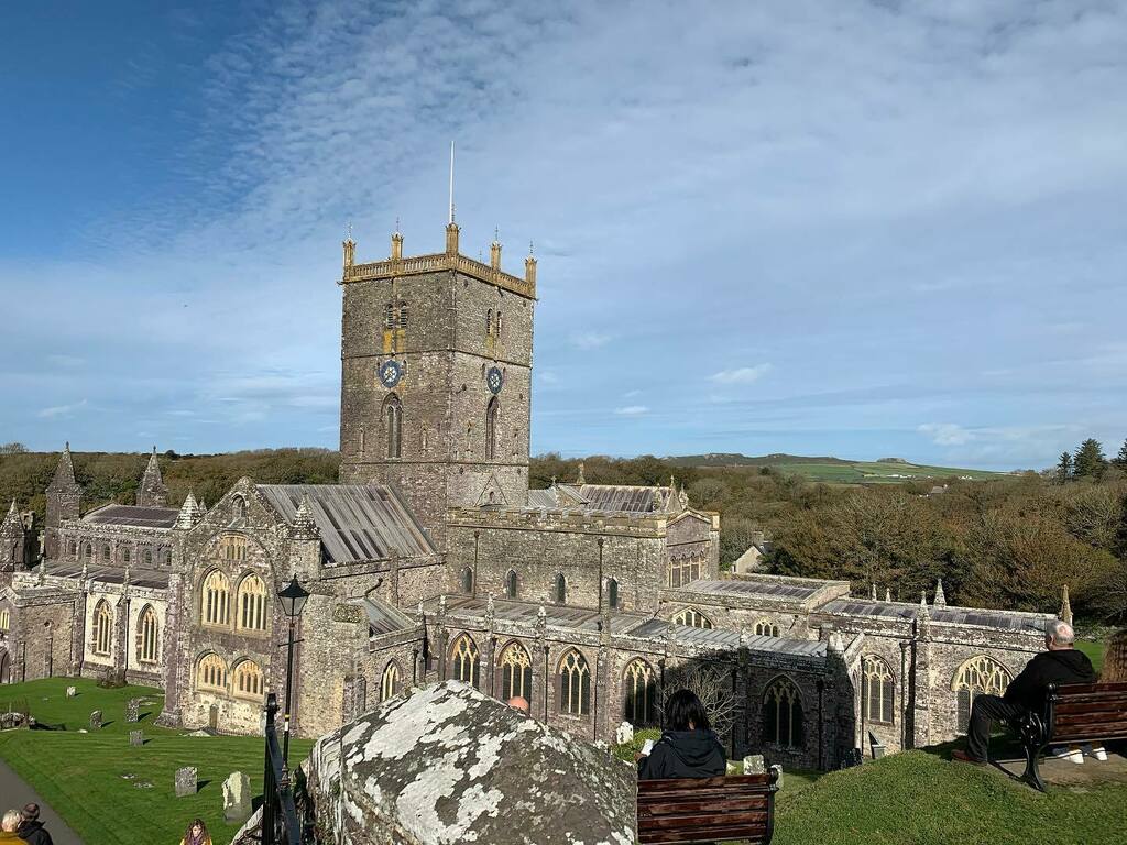TheDoniJones's tweet photo. Crazy to think that one of these and you’ve got a City 🏴
-
#Cathedral #Church #Architecture #StDavids #StDavidsCity #StDavidsCathedral #Pembrokeshire #Wales #SA62 https://t.co/MxIaH5W1mp https://t.co/QZiMmJGWyT