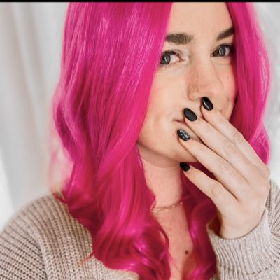 EmilyRobinson18's tweet photo. #NewProfilePic https://t.co/QwQ1BMIwRF