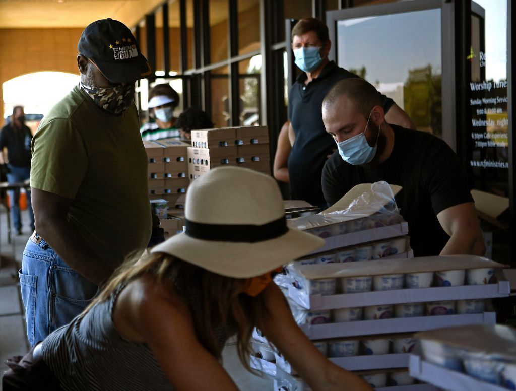 MetroCaring's tweet photo. 1 in 3 are struggling to eat in Colorado. Read more about how food assistance organizations are making a difference: https://t.co/lflGs9tAGh. #community #givingback #community #denver #colorado #endhunger #foodpantry #emergencyfood #foodsecurity #metrocaring https://t.co/QBWT5ROneE