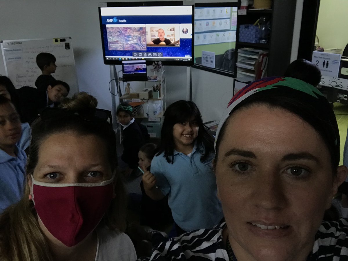 skreflem's tweet photo. @Cmdr_Hadfield as requested from us3/4c @GlengalaPS Thank you for the amazing chat this morning https://t.co/1K6Svmr0yo