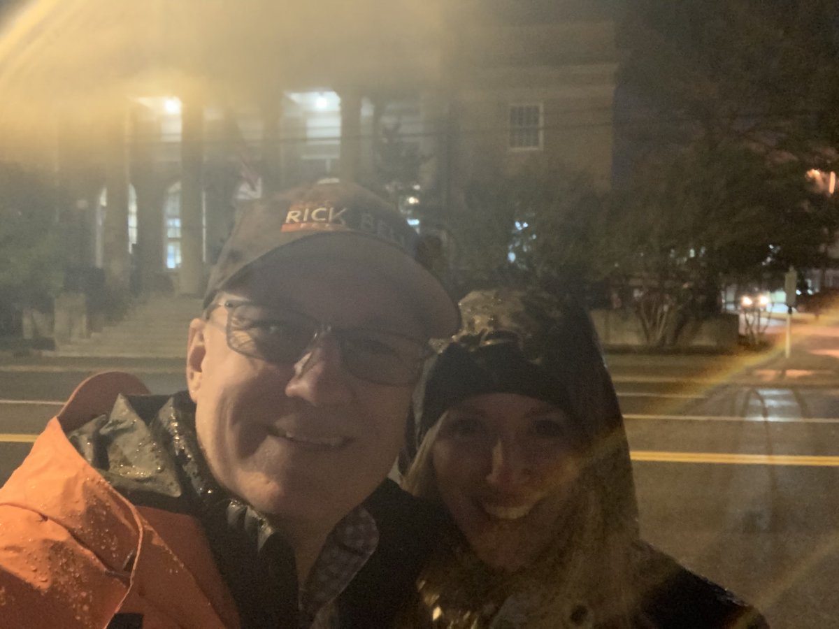 TheBellTolls68's tweet photo. Early Voting ended in the rain! Thank you to everyone who voted over the past two weeks! It was a record turnout! If you did not get the chance to vote, then please come out on Election Day and vote Rick Bell for mayor!
#RickBellForMayor2020 https://t.co/6hqdwxsVHs