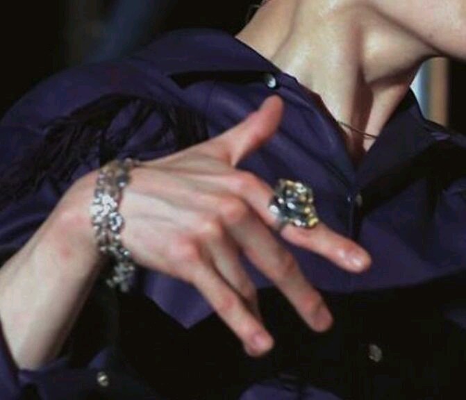 Yoongi's hands, a very dangerous thread  #SUGA  #MinYoongi