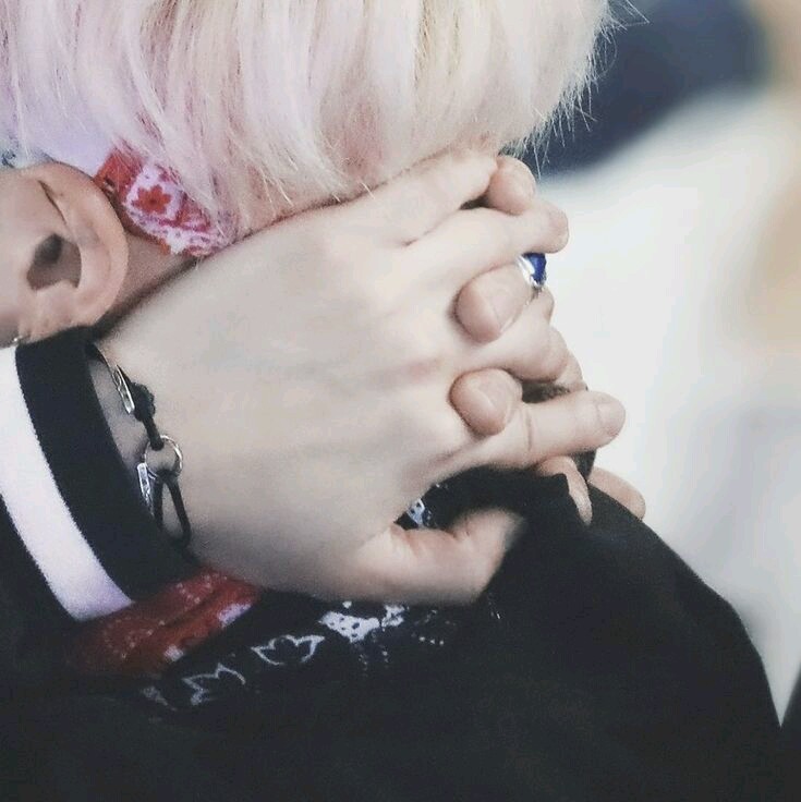 Yoongi's hands, a very dangerous thread  #SUGA  #MinYoongi