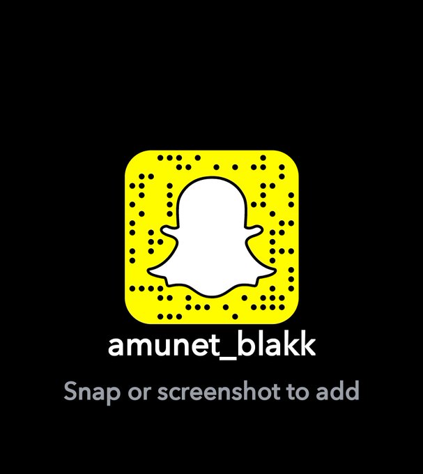 Go add my new snapchat https://t.co/32gRoi8DtM