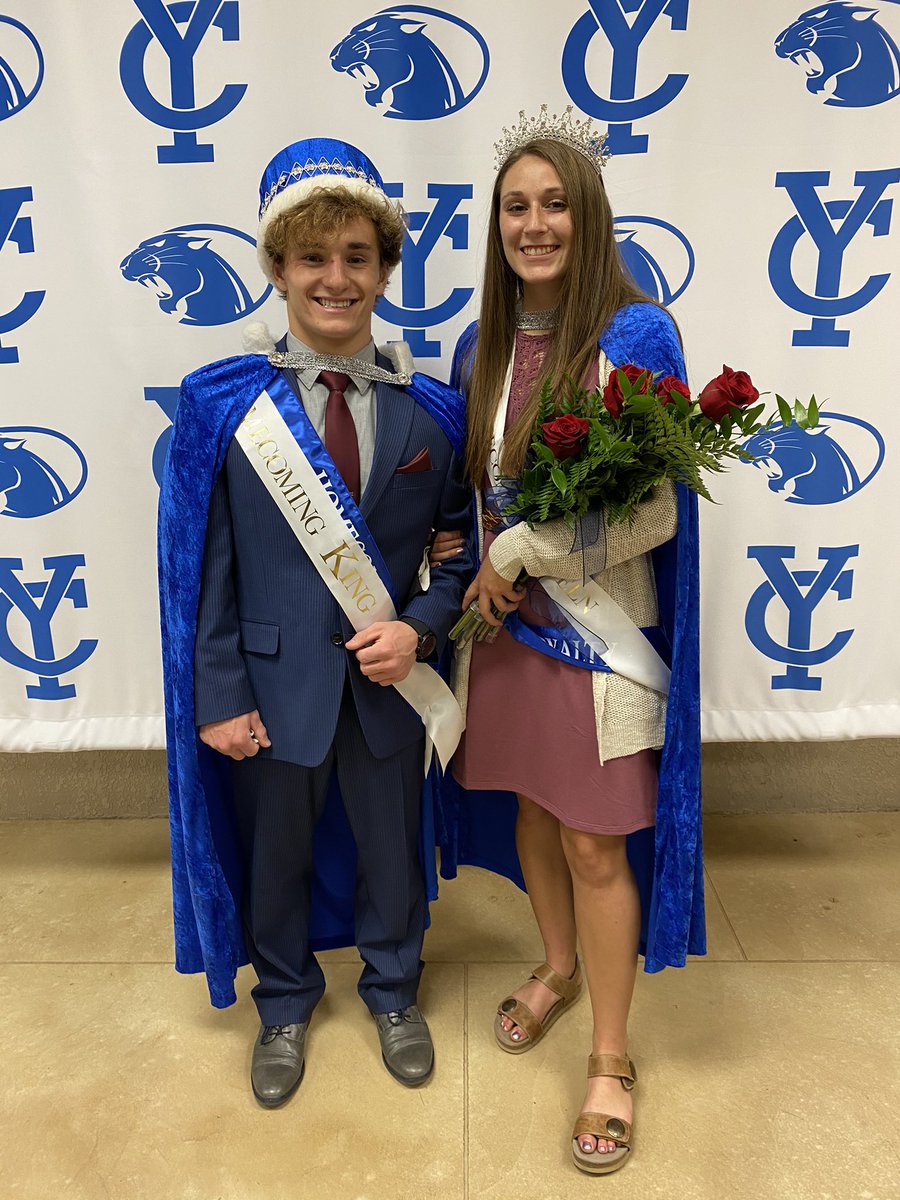 YCpierce's tweet photo. We are so grateful for everything that York College has blessed us with! 💙 #MyYC #WeLoveYC #BeMoreAtYC #YCHomecoming https://t.co/T0jbl7t05T