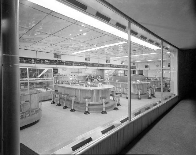 Nickel Plate RestaurantSioux Falls, S. Dak.Sun., Jul. 20, 1947Everett Kroeger (1921-1990), St. Paul, Minn., photographerImages via Ramsey County (Minn.) Historical Society ( http://rchs.pastperfectonline.com )