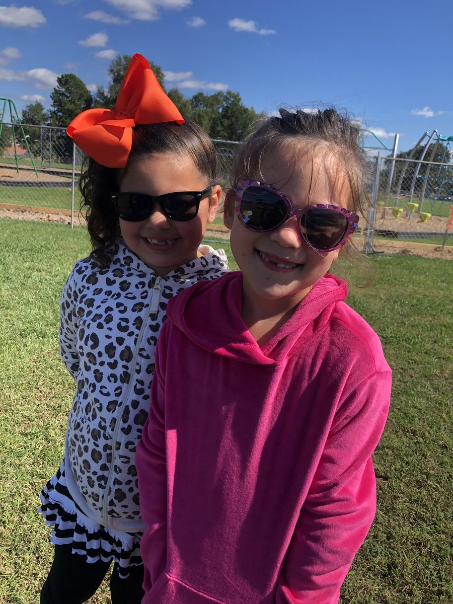 Red Ribbon Day~ My future’s too BRIGHT to do Drugs! #mbebears2020 #mbeisfamily #lighttheway