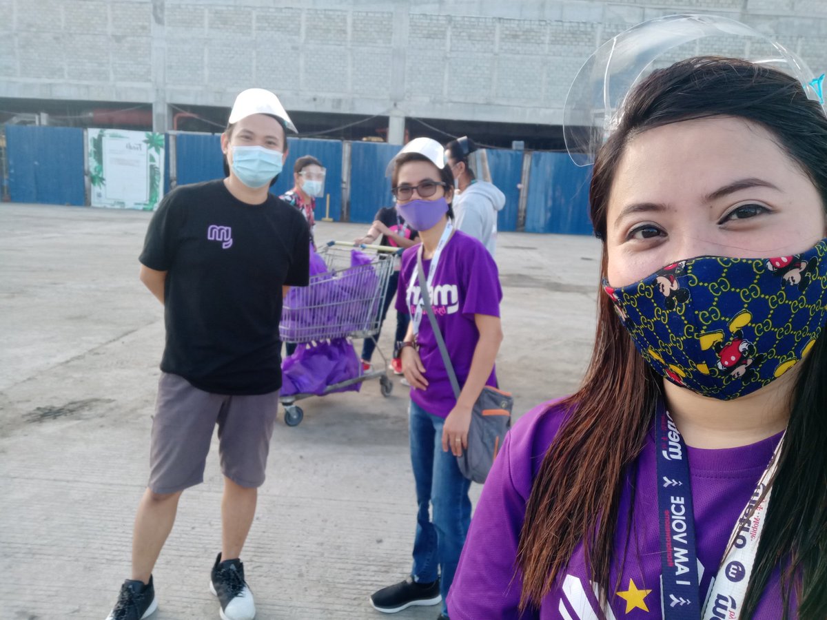 Regine Marcellana (@reginemarcella2) on Twitter photo Giving back to the community ๐๐๐๐
#metrobytmobile
#purplelife
#famousforcare
<a href="/kj_briones/">Kathryn Joy 'KJ' Briones</a> <a href="/Josie_MPCS/">Josefina Garcia</a> Giving back to the community ๐๐๐๐
#metrobytmobile
#purplelife
#famousforcare
<a href="/kj_briones/">Kathryn Joy 'KJ' Briones</a> <a href="/Josie_MPCS/">Josefina Garcia</a>