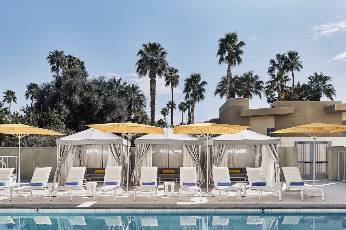 HotelPaseo's tweet photo. Fancy a dip? 💧#FindYourPath #ExactlyLikeNothingElse⠀⠀ https://t.co/C7QjsLcO1o