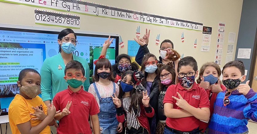 RCHC12's tweet photo. Dear family enjoy some pics of Our wonderful Book Character Day ๐ โDonโt get mixed up in drugsโ โ๐ฃ #csusaproud #rchcproud #warriorsfamily #rchc #hunterscreekcharter #bestcharter #bestschool #redriboonweek #drugfree #happy #characterday https://t.co/HmWtw99Pzk