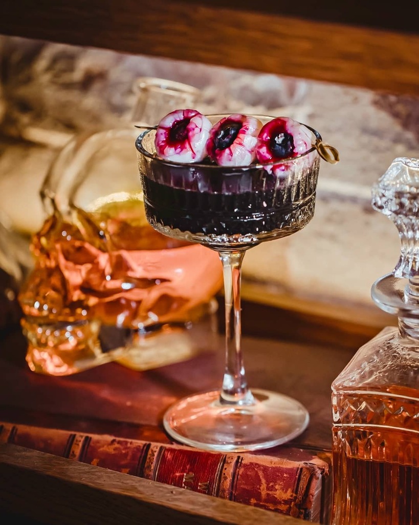 I spy with my three eyes,
​Something that ends with 'ita,'
Proceed with caution is what we advise 
With our Halloween special Morguerita!
​
​With lychee eyeballs, blood orange liqueur, grapefruit, lime, activated charcoal, and Blanco tequila, this Halloween special is availa…