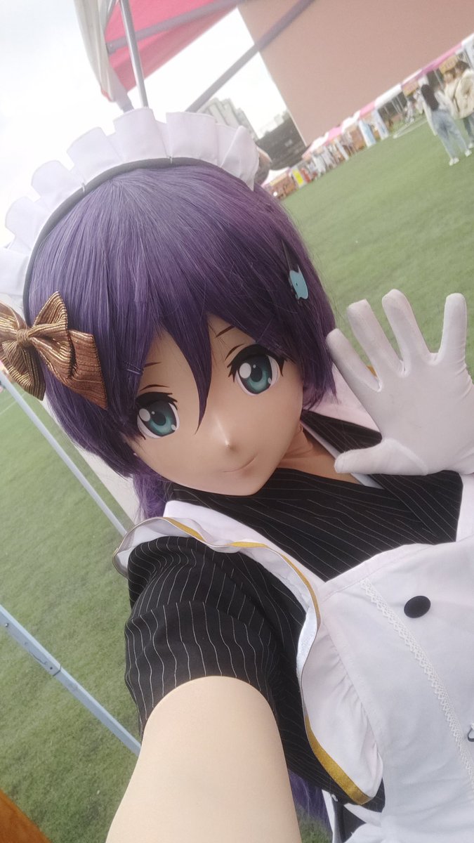 狼兒on Twitter 手袋の日好似真沒啥有手袋的圖